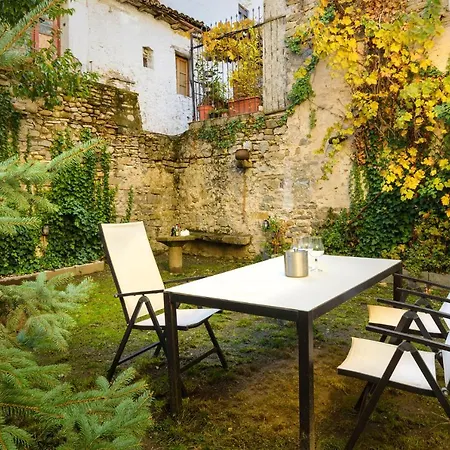 Vivienda Turistica Casa Trigo Апартаменты Хака